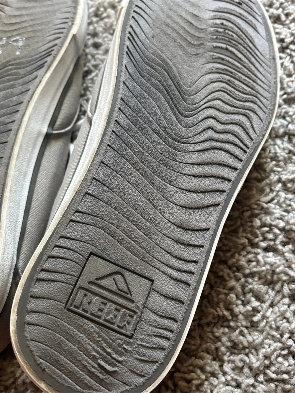 Reef Men's Canvas Deckhand Boat Shoes in Gray and White
